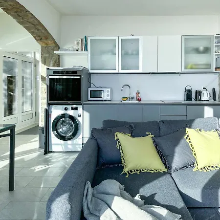 Panoramic In The Vineyard,stunning Views Of And Alps Гостевой дом Puidoux