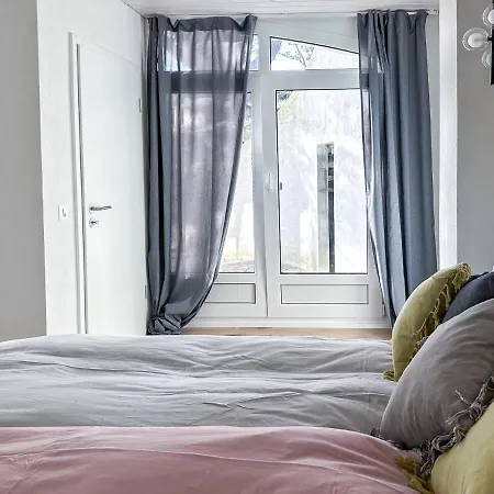 Panoramic In The Vineyard,stunning Views Of And Alps Pensjonat 3*