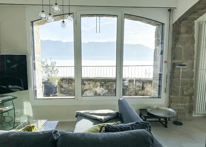 Casa de hóspedes Panoramic In The Vineyard,stunning Views Of And Alps