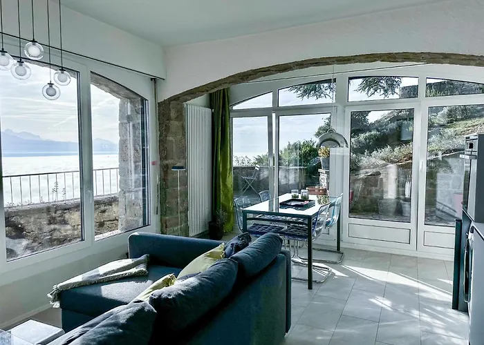 Panoramic In The Vineyard,stunning Views Of And Alps Casa de hóspedes