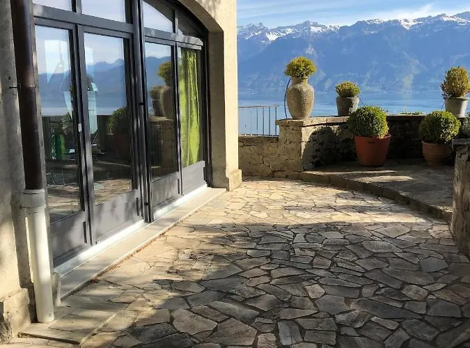 Panoramic In The Vineyard,stunning Views Of And Alps Gæstehus 3*